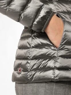 Colmar Donsjassen Winterjas Dames Zilver -Winterkledingwinkel Voor Dames 046480116b0fc340dea0e82d7725771f