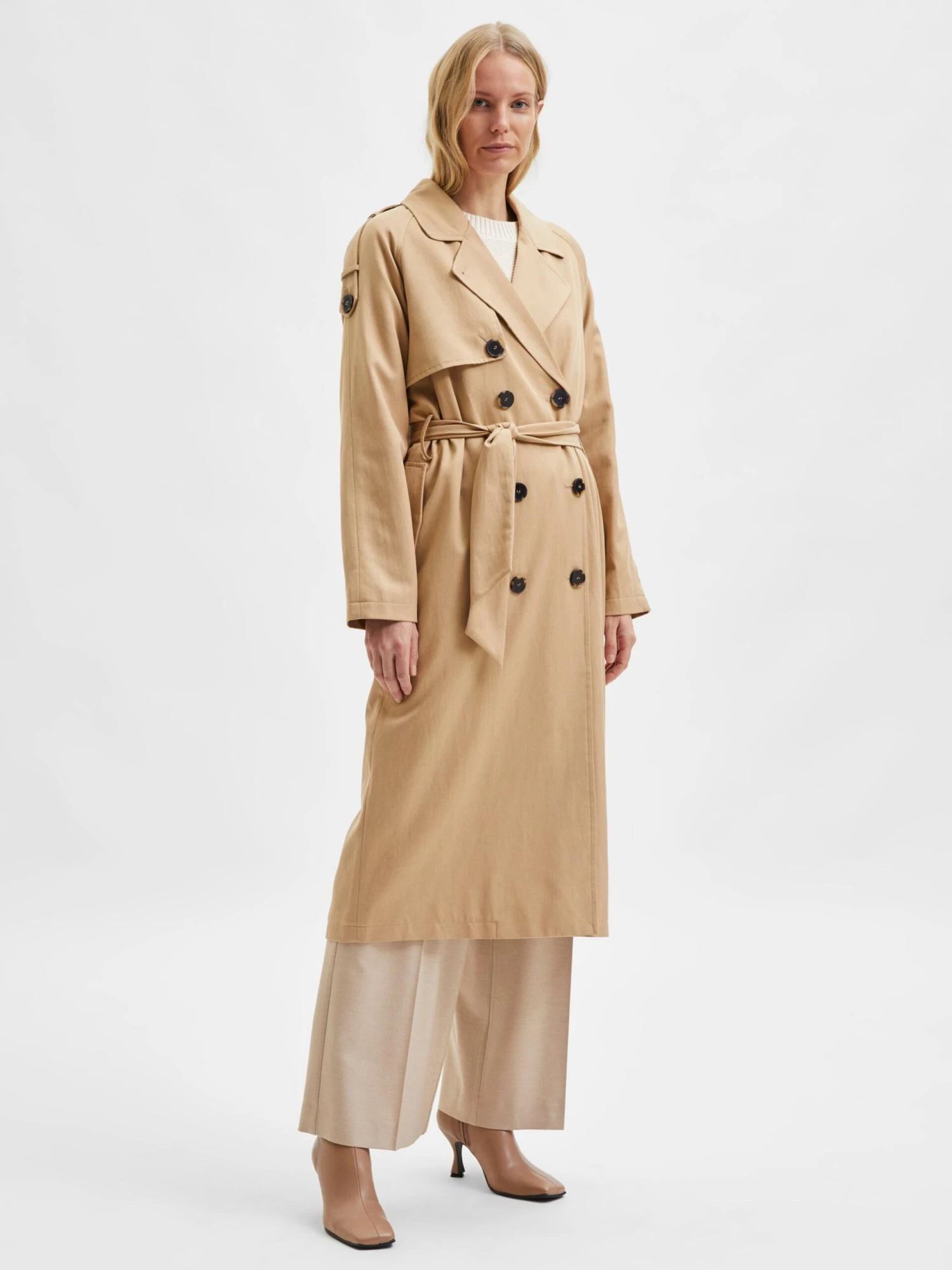 Selected Femme Trenchcoats Tussenmantel New Bren Dames Sand 4 Selected Femme Trenchcoats Tussenmantel New Bren Dames Sand - Afbeelding 2