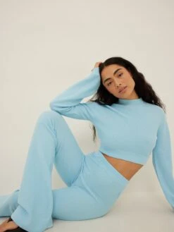 NA-KD Coltruien Trui Dames Hemelsblauw -Winterkledingwinkel Voor Dames 199c2d17f6a41411a74bca2f9d29cd71