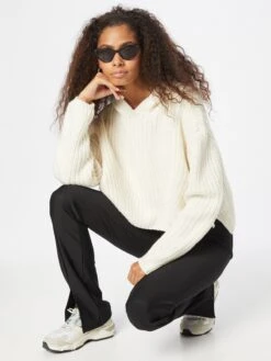 URBAN CLASSICS Hoodies Trui Dames Crème -Winterkledingwinkel Voor Dames 2ae801aff7f62f4eb562e077ccc7dc4e