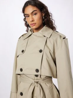 WEEKDAY Trenchcoats Tussenmantel Isolde Dames Beige -Winterkledingwinkel Voor Dames 4ad9dde152e22476bf2d04929637e28e