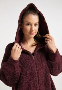 Lange Vesten Gebreide Mantel Dames Donkerrood 11 Lange Vesten Gebreide Mantel Dames Donkerrood -Winterkledingwinkel Voor Dames 4e88e50a1e2db3c04ea73f78ba5d24a1