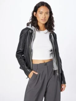 GIPSY Leren Jassen Tussenjas Finja Dames Zwart 10 GIPSY Leren Jassen Tussenjas Finja Dames Zwart -Winterkledingwinkel Voor Dames 607d298a947d99951b867f6db59873ca