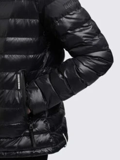 Khujo Tussenjassen Tussenjas Lovina Dames Zwart -Winterkledingwinkel Voor Dames 611a1fefc29cb518af2c50068bdc4f54