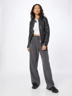 GIPSY Leren Jassen Tussenjas Finja Dames Zwart 13 GIPSY Leren Jassen Tussenjas Finja Dames Zwart -Winterkledingwinkel Voor Dames 61be8de08537a17ed6ae2817c3bb57f4