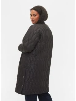 Zizzi Gewatteerde Jassen Winterjas CAMP Dames Zwart -Winterkledingwinkel Voor Dames 69e3dfa2f7adb5b44a70f56b5769a3a3