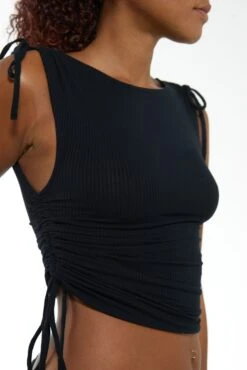 BDG Urban Outfitters Bodywarmers Bodywarmer Dames Zwart -Winterkledingwinkel Voor Dames 7b277de516af7fb2b47991d18ebbcbf0