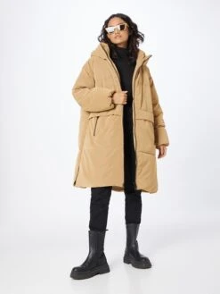 Calvin Klein Jeans Wintermantels Wintermantel Dames Lichtbruin -Winterkledingwinkel Voor Dames 853c2933218964acae97dc60f9c53da1