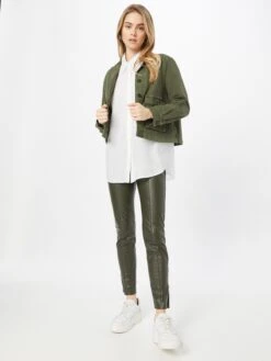 DRYKORN Spijkerjasjes Tussenjas Aake Dames Wit 15 DRYKORN Spijkerjasjes Tussenjas Aake Dames Wit -Winterkledingwinkel Voor Dames 94d74601f021921623cddb6d0ed1818c