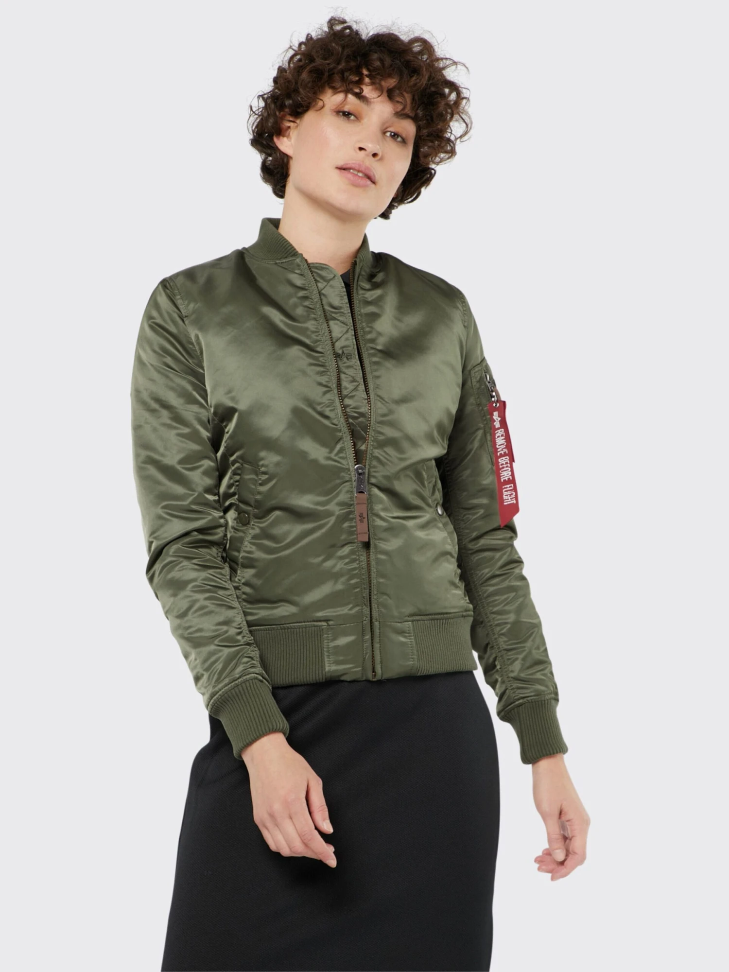 Alpha Industries Tussenjassen Tussenjas Dames Donkergroen 6 Alpha Industries Tussenjassen Tussenjas Dames Donkergroen - Afbeelding 4