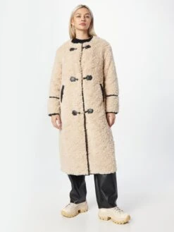 RIVER ISLAND Duffelcoats Tussenmantel Dames Beige 9 RIVER ISLAND Duffelcoats Tussenmantel Dames Beige -Winterkledingwinkel Voor Dames a16ebbbef46189a2d4866eece6c4a4a2