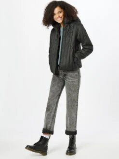 G-Star Raw Gewatteerde Jassen Tussenjas Dames Zwart 22 G-Star Raw Gewatteerde Jassen Tussenjas Dames Zwart -Winterkledingwinkel Voor Dames a38bc76a769fb33e59373ccaddae9204