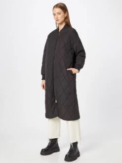 About You Tussenmantels Tussenmantel Lexa Dames Zwart -Winterkledingwinkel Voor Dames b066f91ba78eed9e6b1fbd8f95c05454