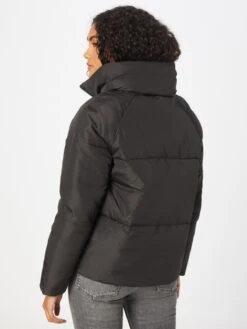 Selected Femme Gewatteerde Jassen Tussenjas Dasa Dames Zwart 10 Selected Femme Gewatteerde Jassen Tussenjas Dasa Dames Zwart -Winterkledingwinkel Voor Dames b0eda53eb6f244266620e77dedebadba