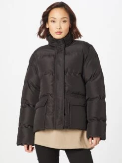 Trendyol Gewatteerde Jassen Winterjas Dames Zwart -Winterkledingwinkel Voor Dames ba4fbb092b01a1fa0e91f41bca2cbe2e