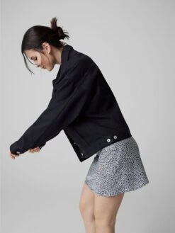 Spijkerjasjes Tussenjas Sienna Dames Zwart -Winterkledingwinkel Voor Dames d32d11f4540b394bbc51aaecfbfaa3bf