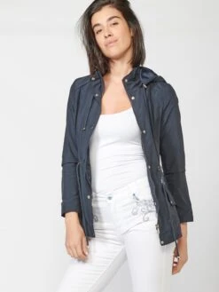 Koroshi Parkas Tussenparka Dames Navy -Winterkledingwinkel Voor Dames dc19dd7b45cb888c8827e407347860ae