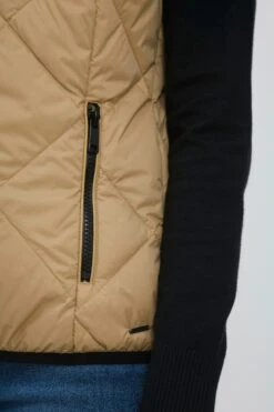 B.young Bodywarmers Bodywarmer BYAMALIA Dames Lichtbruin -Winterkledingwinkel Voor Dames e0646fa9fd3641920d322da29c6cd928