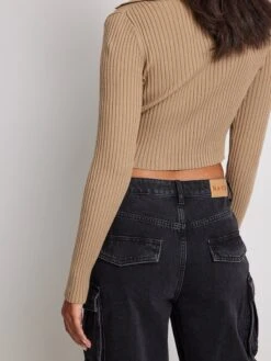 NA-KD Lange Truien Trui Dames Donkerbeige -Winterkledingwinkel Voor Dames e16a48820c5734ef70ab06135705e82a