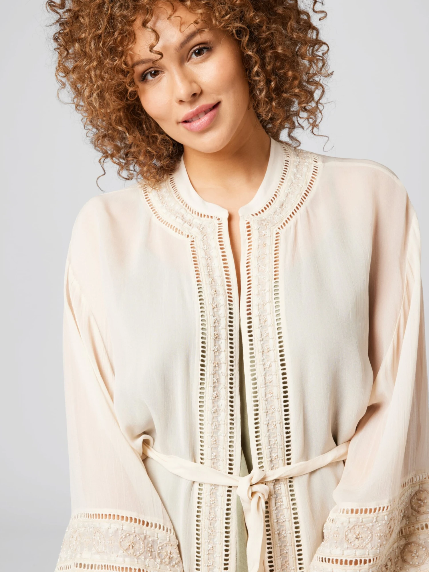 Ponchos & Kimonos Kimono Pernilla Dames Crème 4 Ponchos & Kimonos Kimono Pernilla Dames Crème - Afbeelding 2