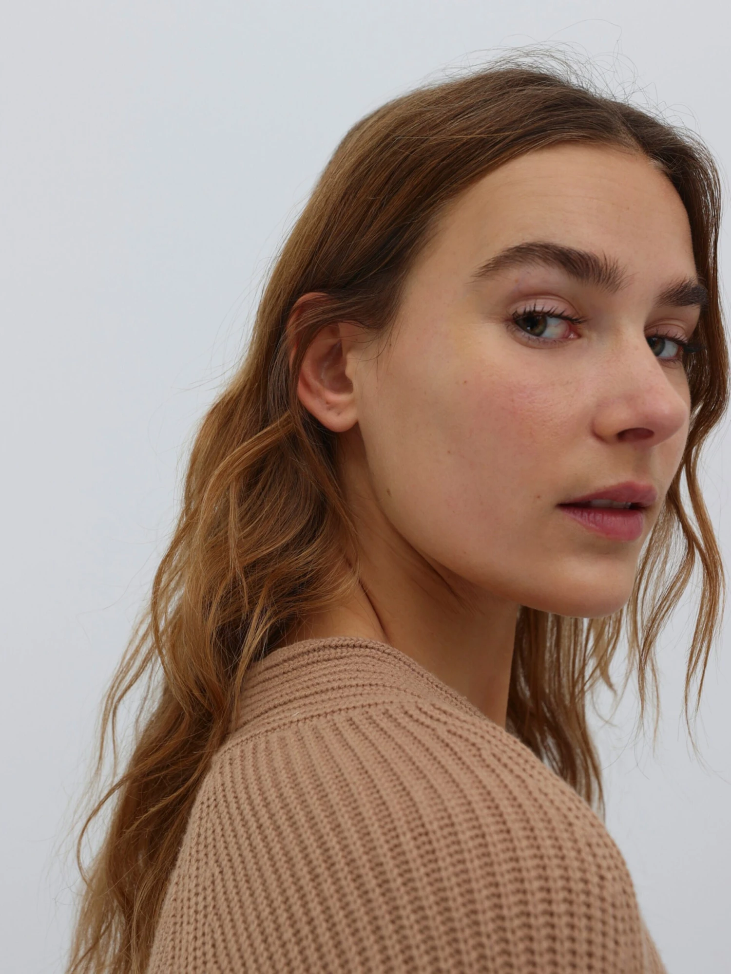 EDITED Vesten Gebreid Vest Logan Dames Beige 4 EDITED Vesten Gebreid Vest Logan Dames Beige - Afbeelding 2