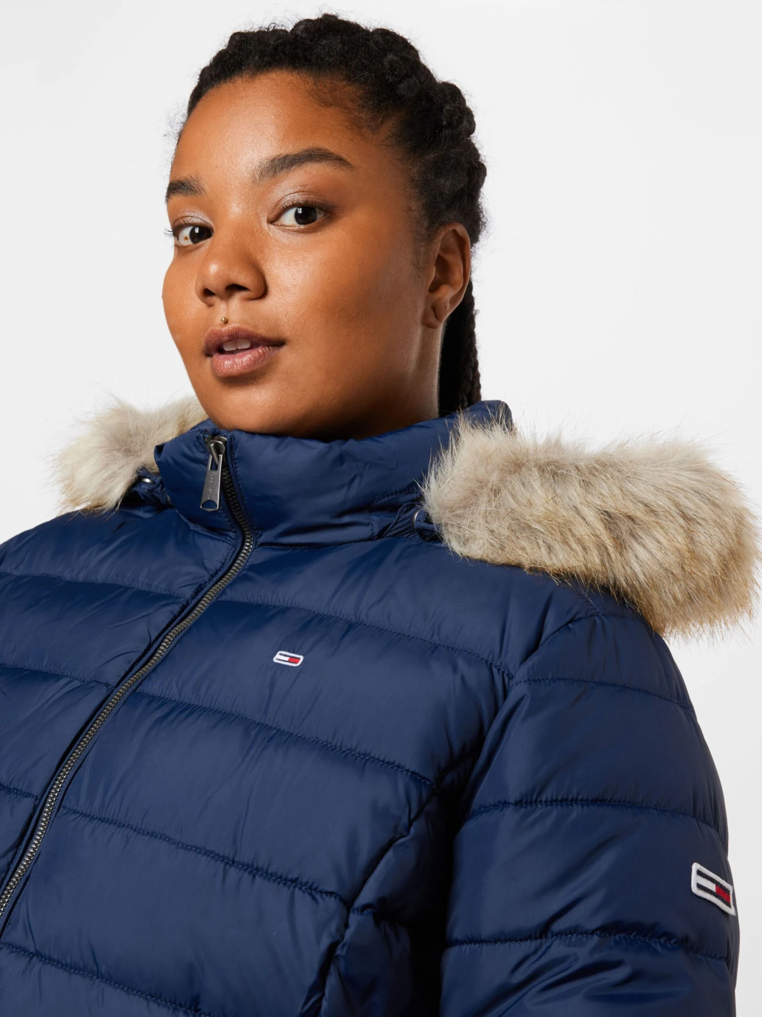 Tommy Jeans Curve Winterjassen Winterjas Dames Navy 4 Tommy Jeans Curve Winterjassen Winterjas Dames Navy - Afbeelding 2